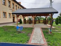 Altana przy szkole w Mąkolicach (4)