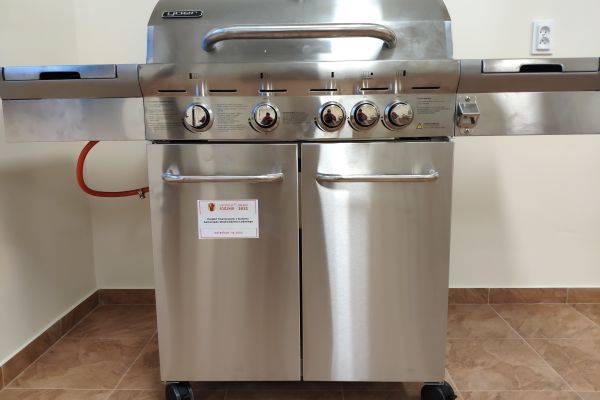 3. Grill elektryczny