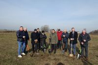 Wkopanie pierwsej łopaty na budowie stadioniu (4)
