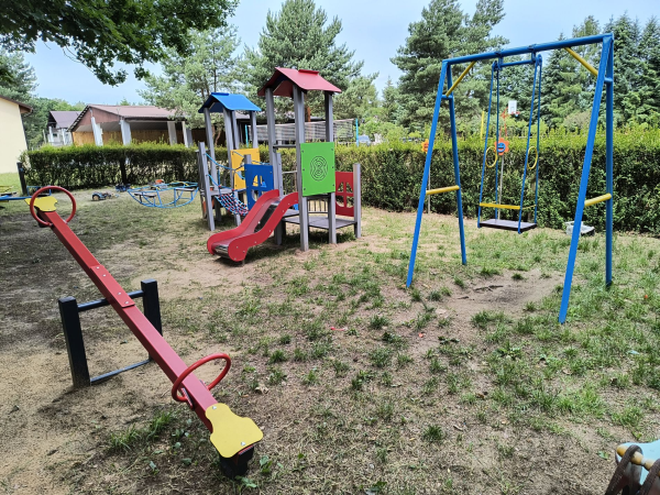 Modernizacja placu zabaw w Piaskach Rudnickich