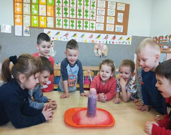 POTĘŻNE WSPARCIE UNIJNE POPŁYNIE DO NASZYCH SZKÓŁ